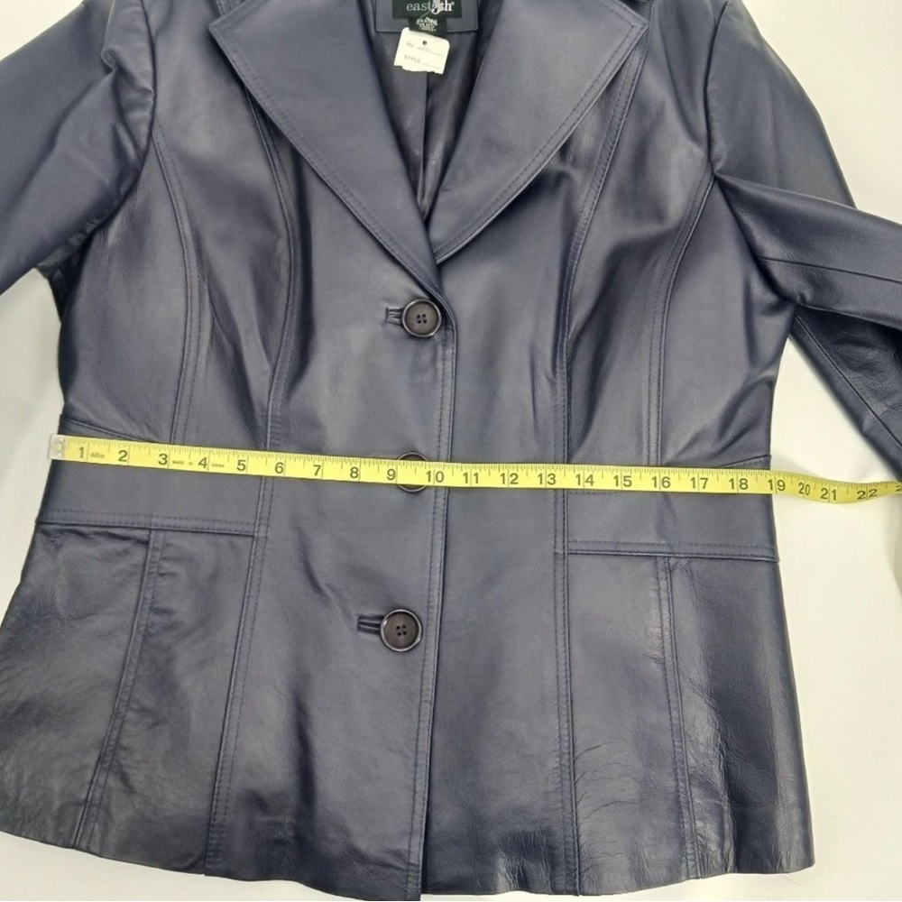 EAST 5TH WOMENS GENUINE LEATHER BLUE JACKET
SIZE LARGE - Picture 6 of 14
